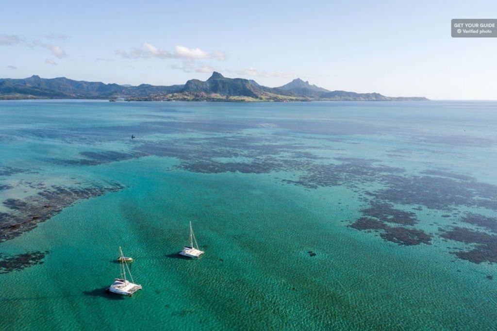 catamaran cruise to ile aux cerfs