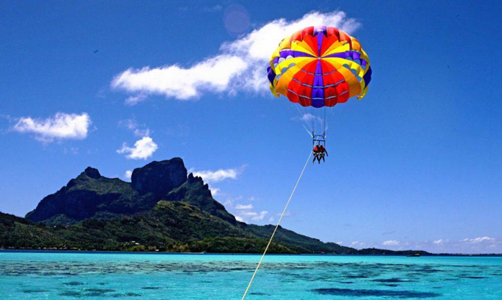 parasailing in mauritius