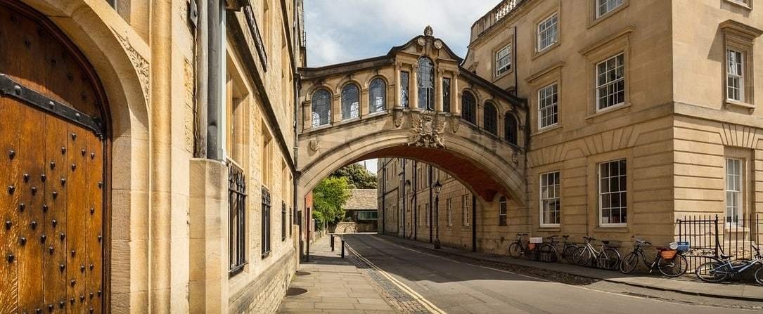 Oxford Tour From London (Walking, Bus, Sightseeing)