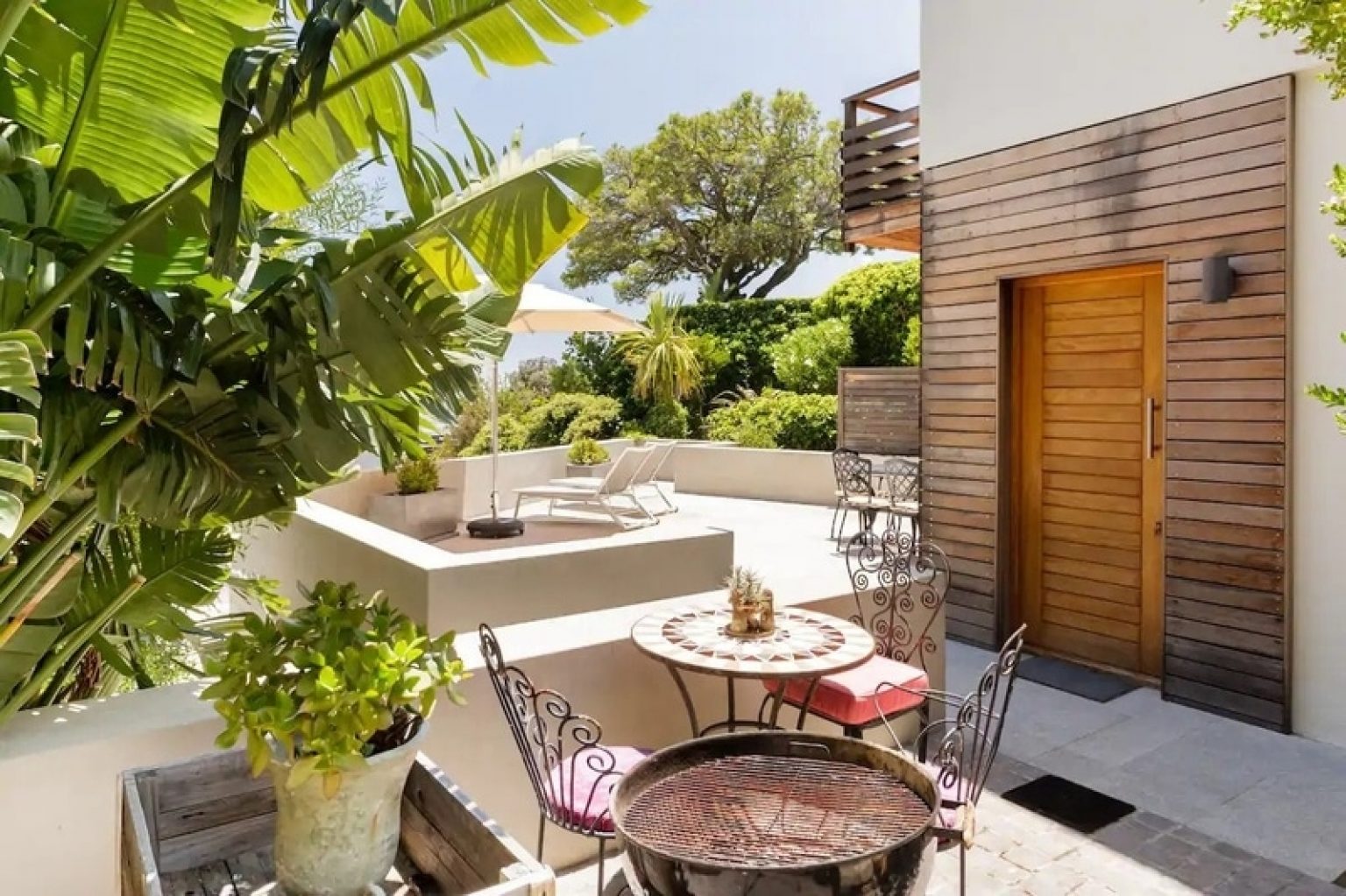 Airbnb Cape Town, South Africa l 14 Homes, Cottages and Apartments
