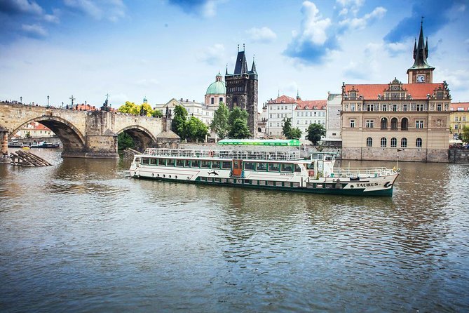 Prague Vltava River Lunch Cruise