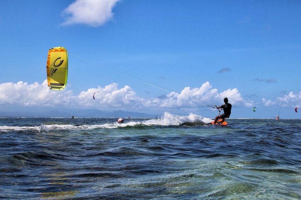 Bali kite surfing