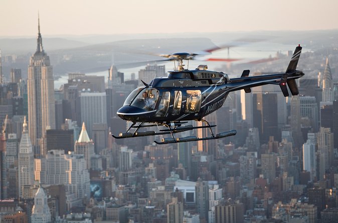 New York Helicopter Tour: City Skyline Experience