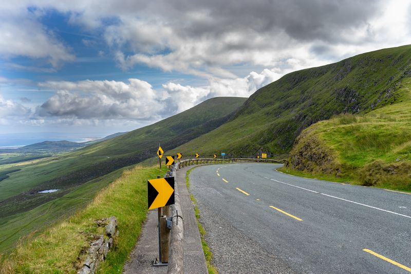 ring-of-kerry-road