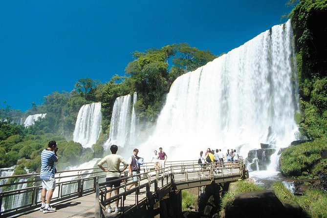 Sightseeing Tour of the Argentinian and Brazilian Sides of Iguassu Falls