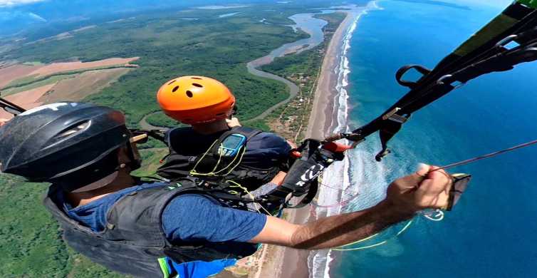 Jaco: Tandem Paragliding Flight 1.500 ft & up