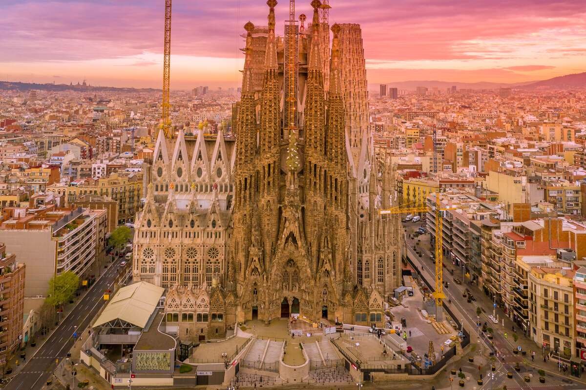 Skip the Line Tour Sagrada Familia: Tickets and Prices 2024