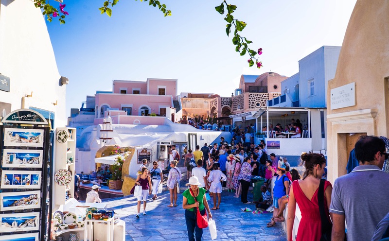 The best time to visit Greece, Santorini is at the start and the end of the peak season.