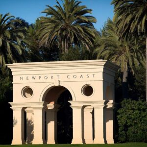 An archway marking the Newport Beach coast