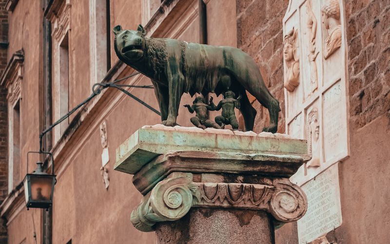 The Capitoline she wolf