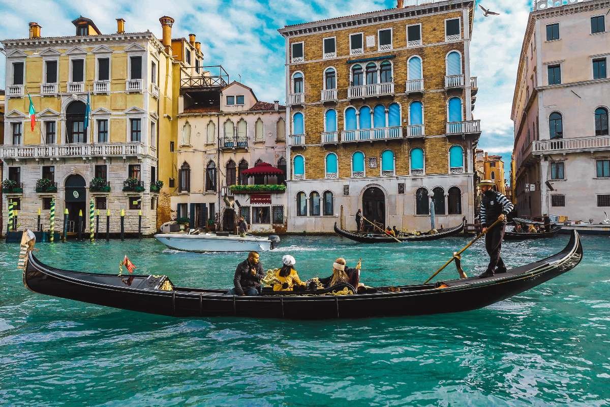 Best Places to Visit in Venice, Italy │ 5 Spectacular Neighborhoods