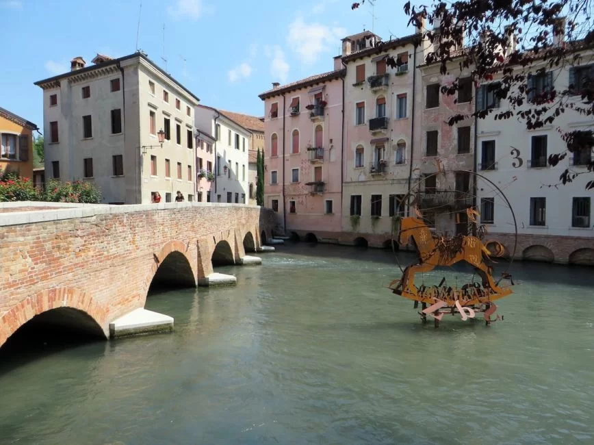 Visiting Treviso – Venice’s Quiet Prosecco-Loving Neighbour