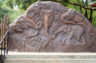 Pinnawala Elepahnt Orphanage entrance