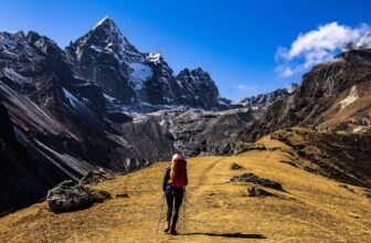 mount everest hike