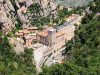 Montserrat Tour (Barcelona Monastery with Cable Car)