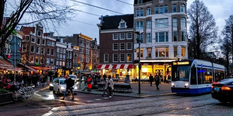 Best Time to Visit Amsterdam – Seasons & Activities